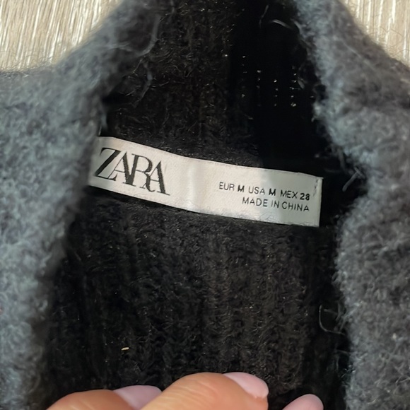 Zara sweater with pearls - Picture 3 of 4